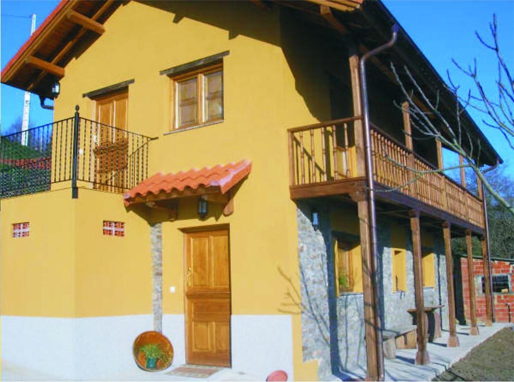 Apartamentos Rurales Casa Pajulon Tineo Luaran gambar